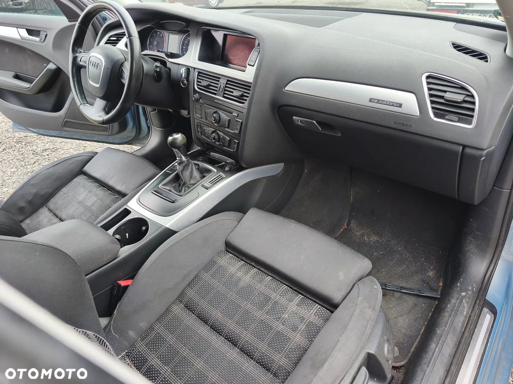 Audi A4 ver-2-0-tfsi-quattro - 9