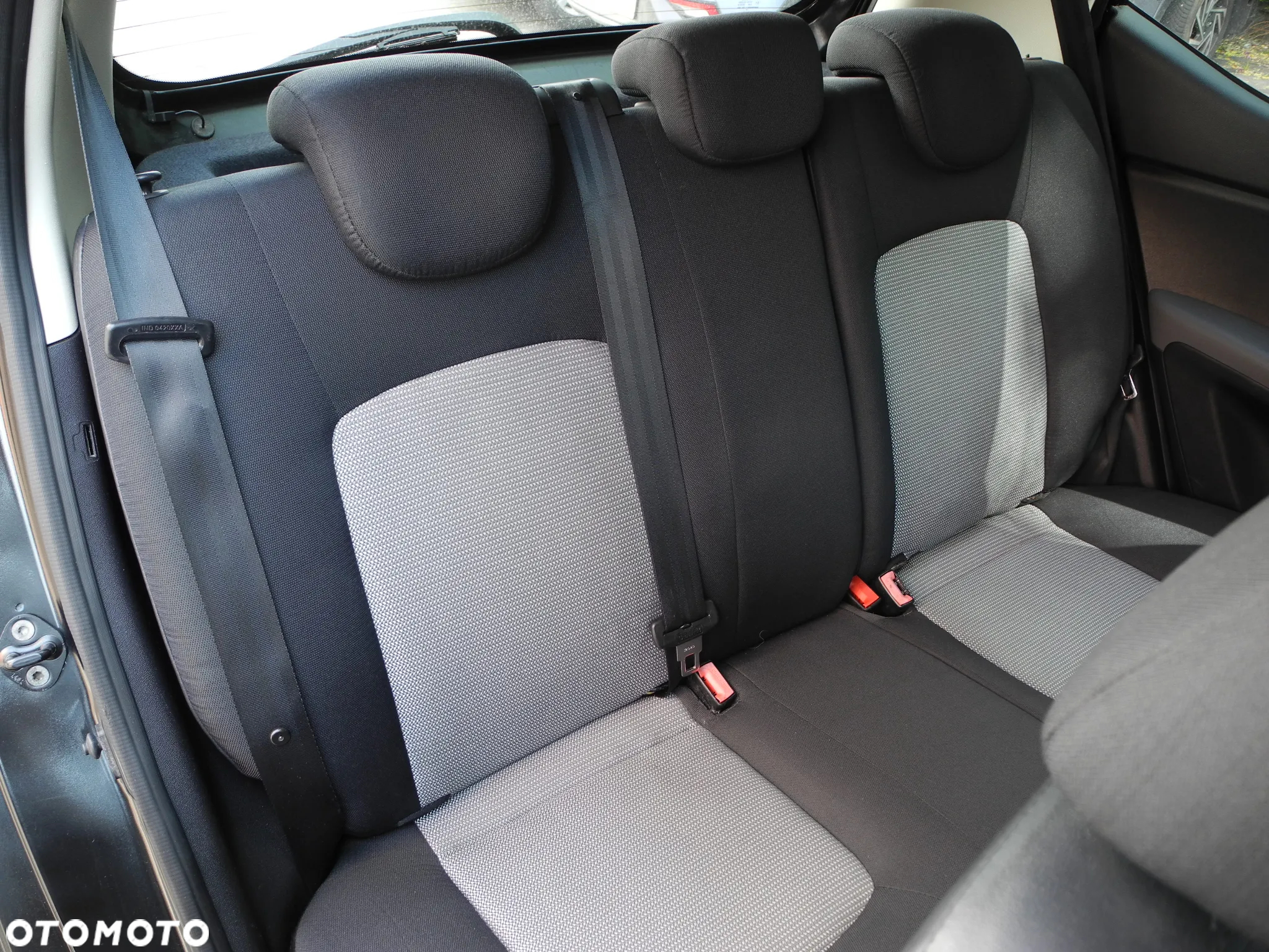 Hyundai i10 - 15