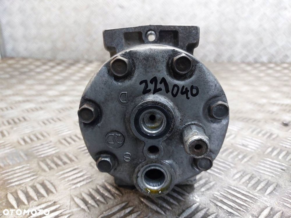 SPRĘŻARKA KOMPRESOR KLIMATYZACJI MITSUBISHI CARISMA I 1.9 DID 8200040681 - 4