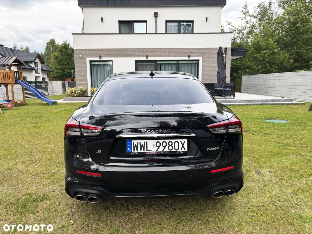 Maserati Ghibli S GranSport - 4