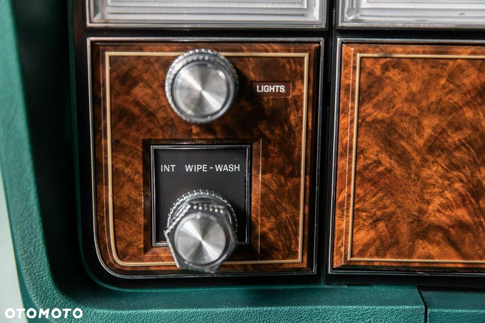 Lincoln Continental - 40