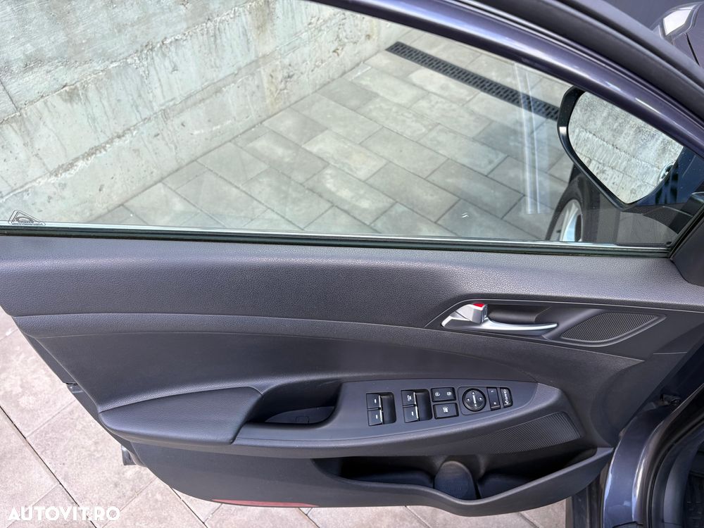 Hyundai Tucson blue 2.0 CRDi 4WD Premium - 20
