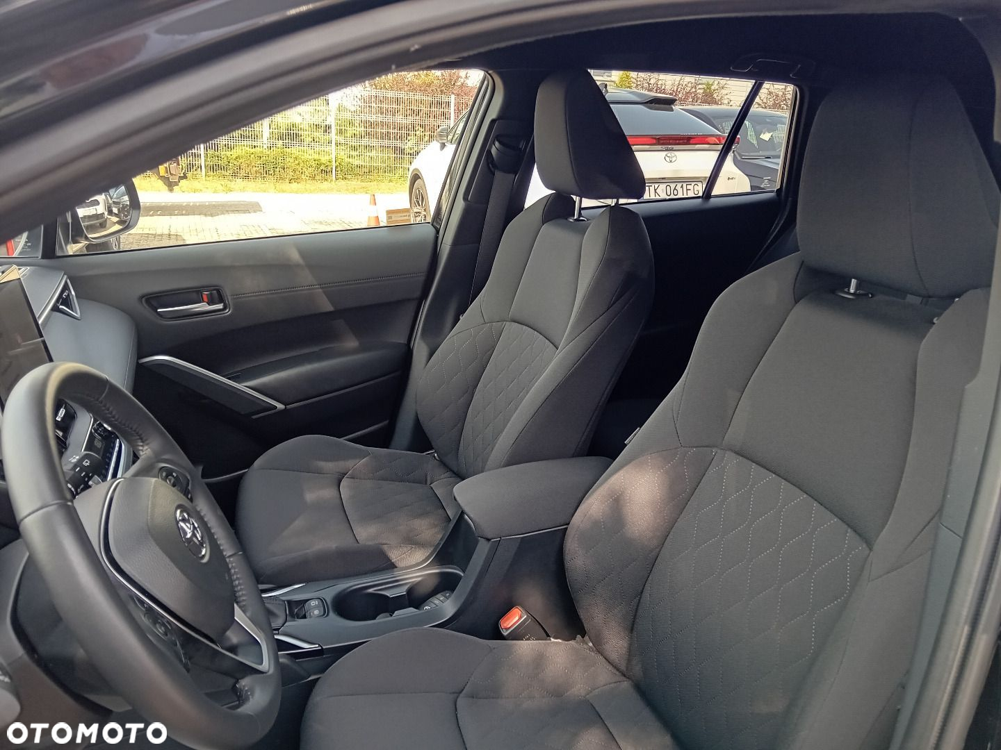 Toyota Corolla Cross - 28