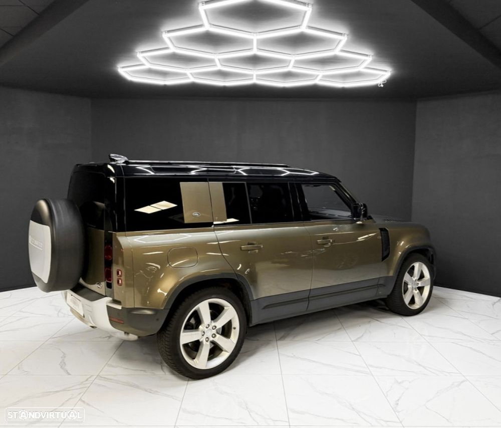 Land Rover Defender 110 D240 First Edition - 10