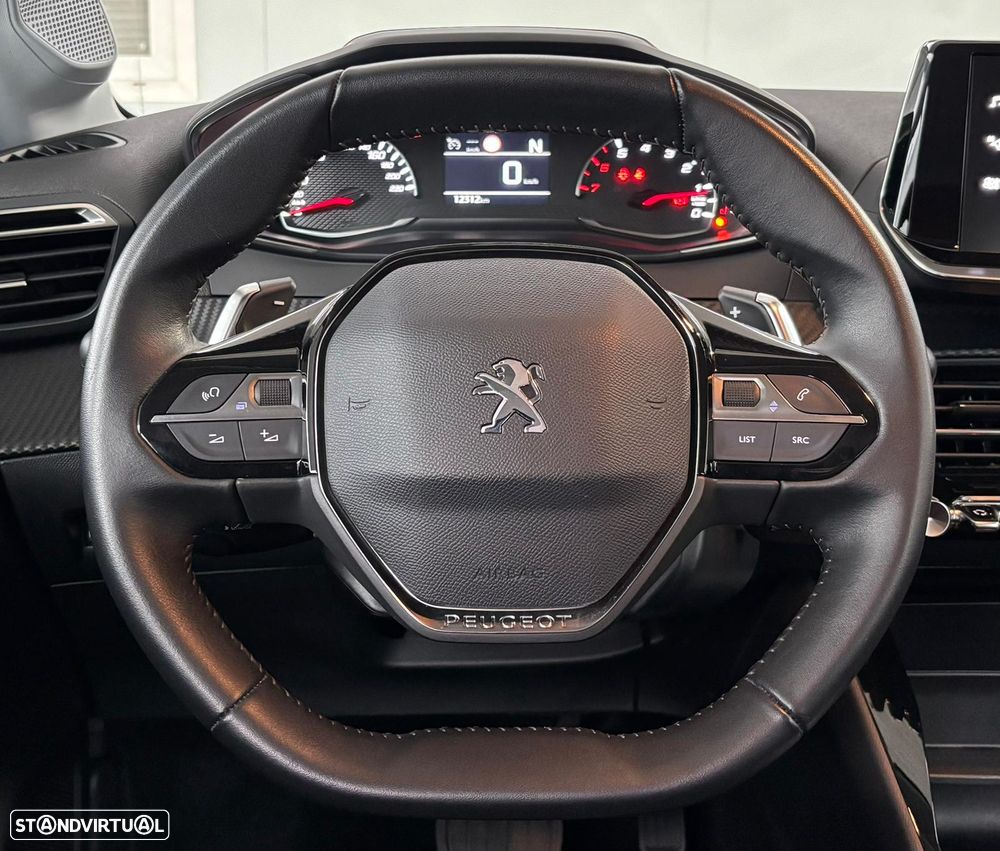 Peugeot 208 PureTech 100 EAT8 Active Pack - 7