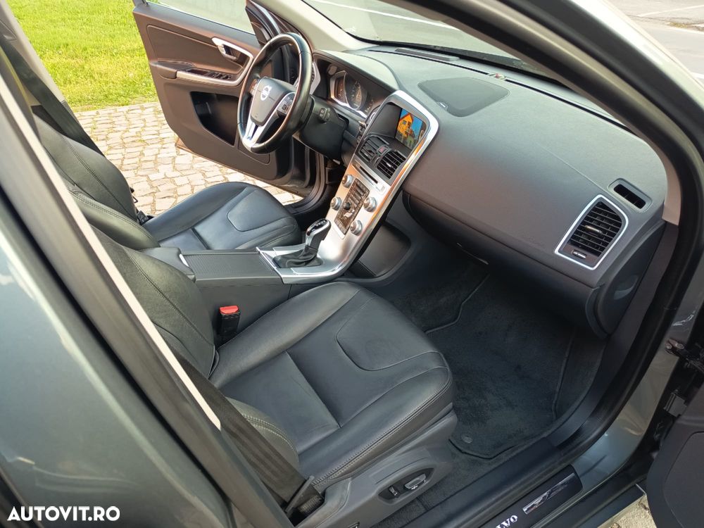 Volvo XC 60 - 6