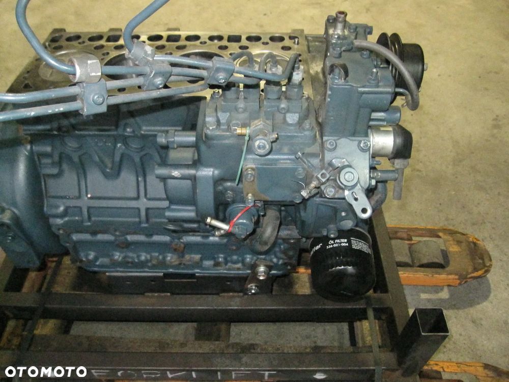 Kubota V2003-T-EU4b silnik pompa wtryskowa denso 94500-8210, 10H31 1G68 - 6