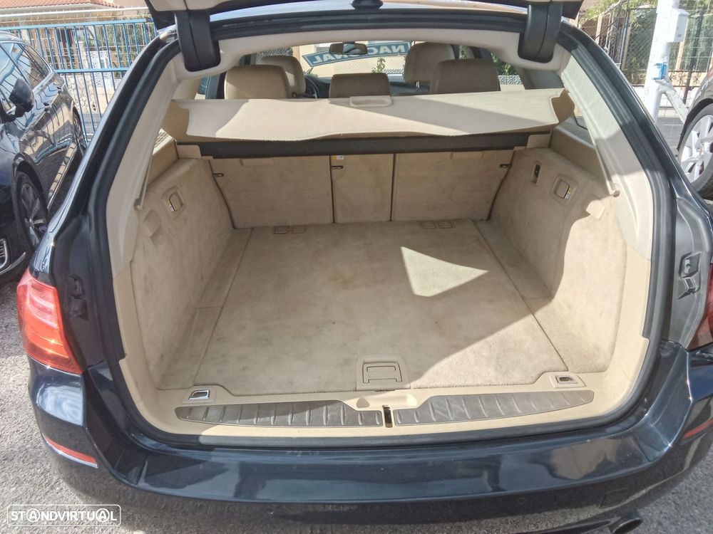 BMW 535 d Exclusive Auto - 9