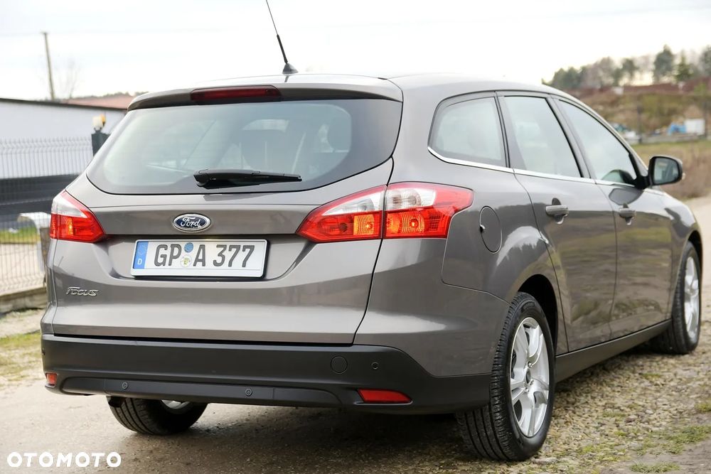 Ford Focus 1.6 Ti-VCT Titanium - 8