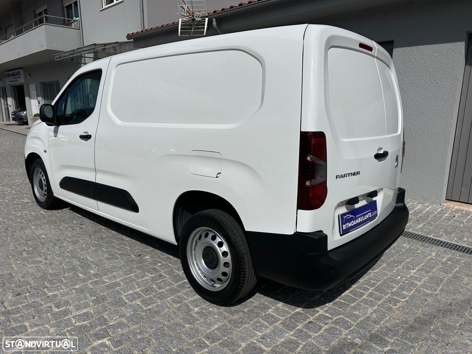 Peugeot Partner 1.5 BlueHDi Premium Longa - 3