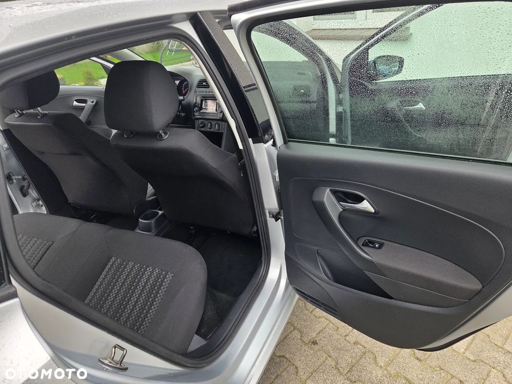 Volkswagen Polo 1.0 (Blue Motion Technology) Comfortline - 22