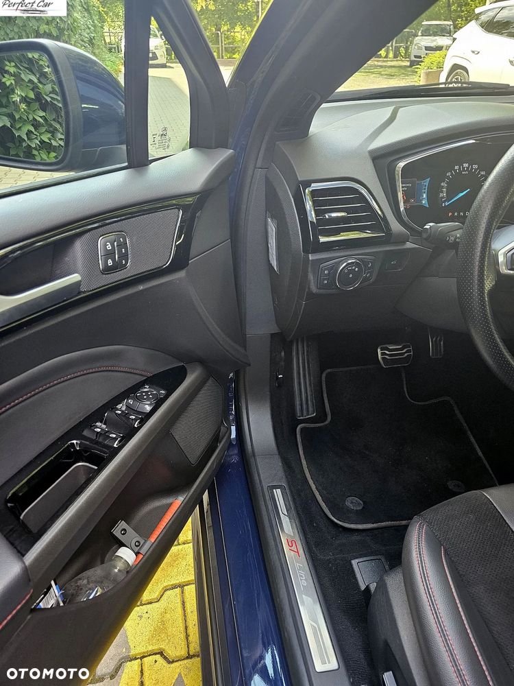 Ford Mondeo 2.0 Hybrid ST-Line Plus - 12