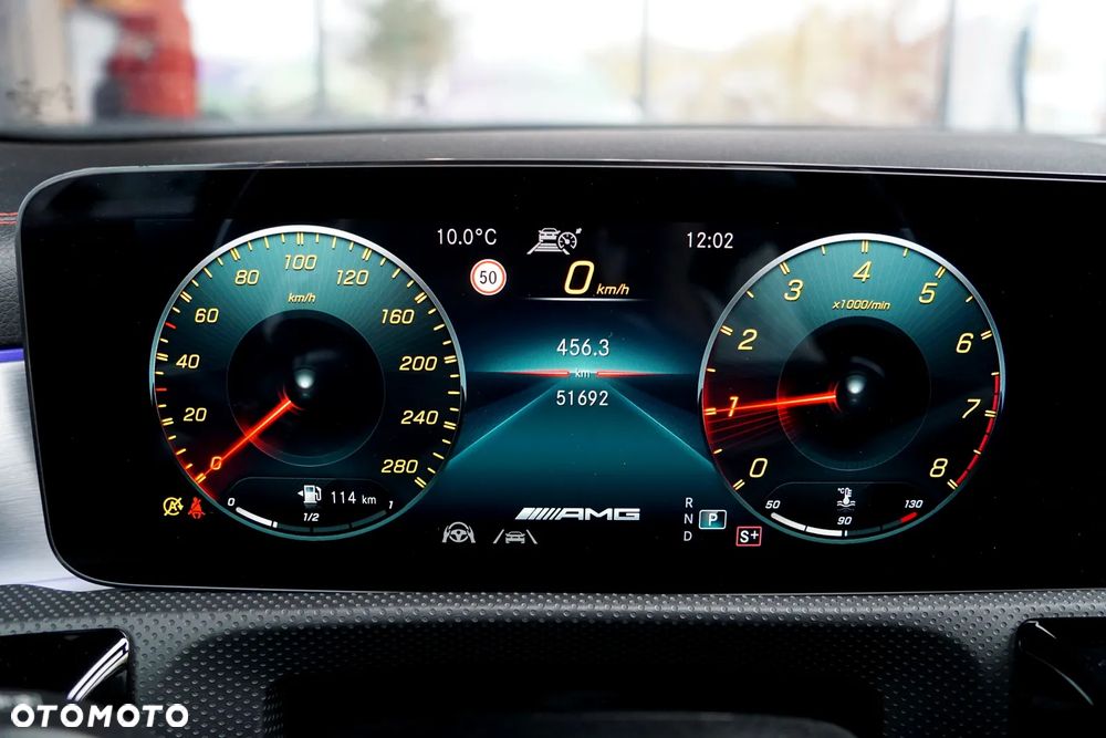 Mercedes-Benz CLA AMG 35 4-Matic 7G-DCT - 32