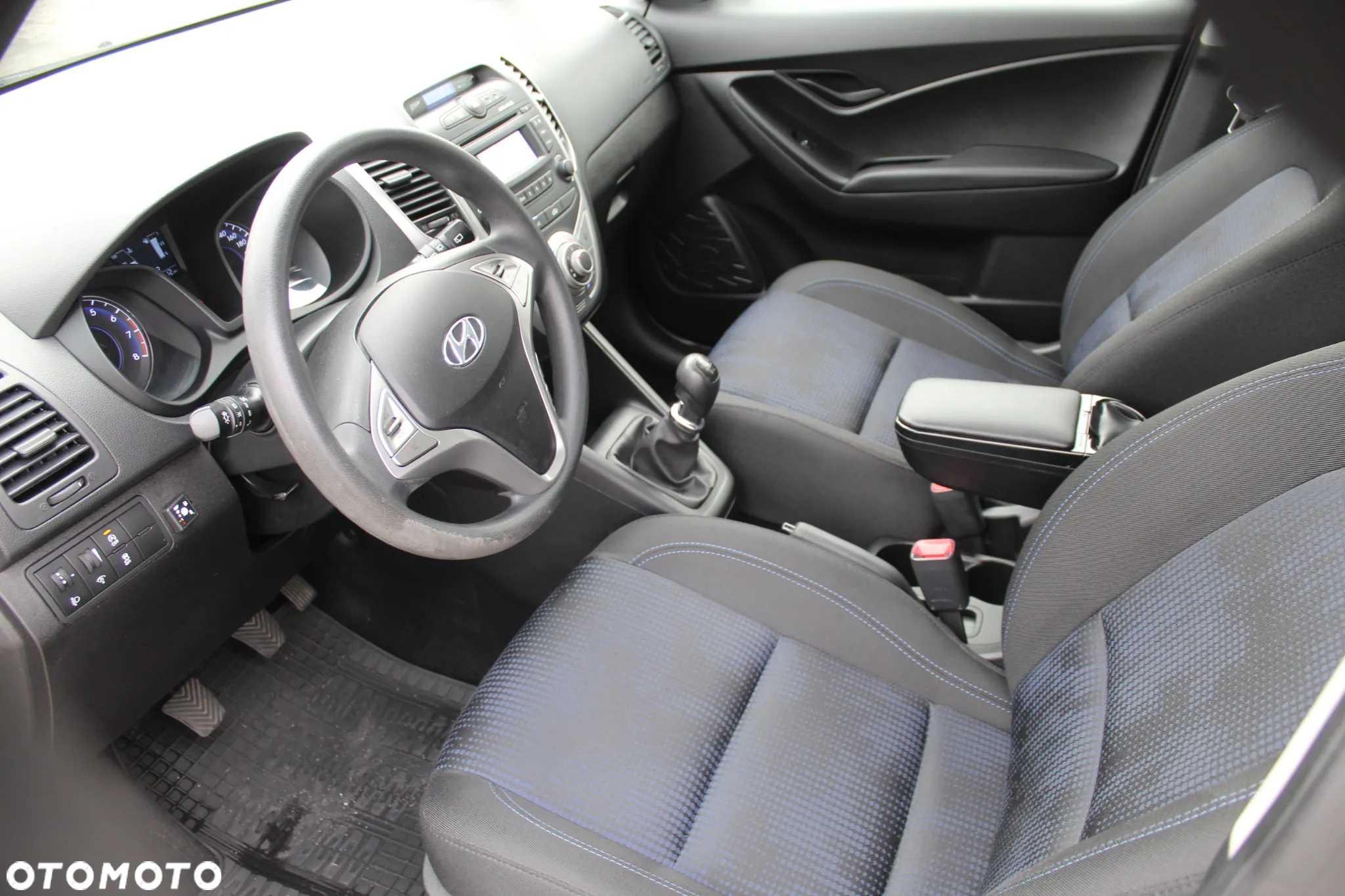 Hyundai ix20 1.4 Classic + - 9
