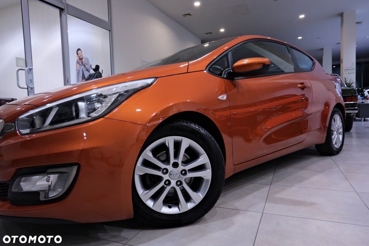 Kia ProCeed pro Ceed 1.6 GDI Spirit - 24