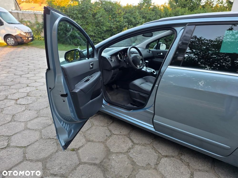 Peugeot 5008 1.6 THP Premium - 7