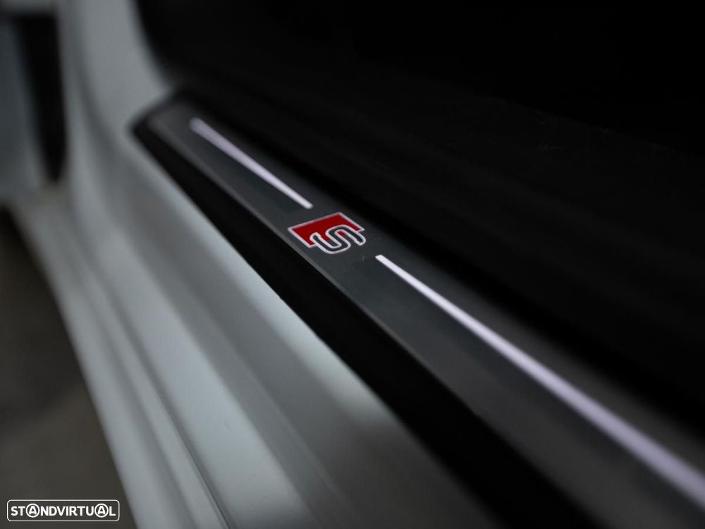 Audi A6 Avant 35 TDI S tronic S line - 13