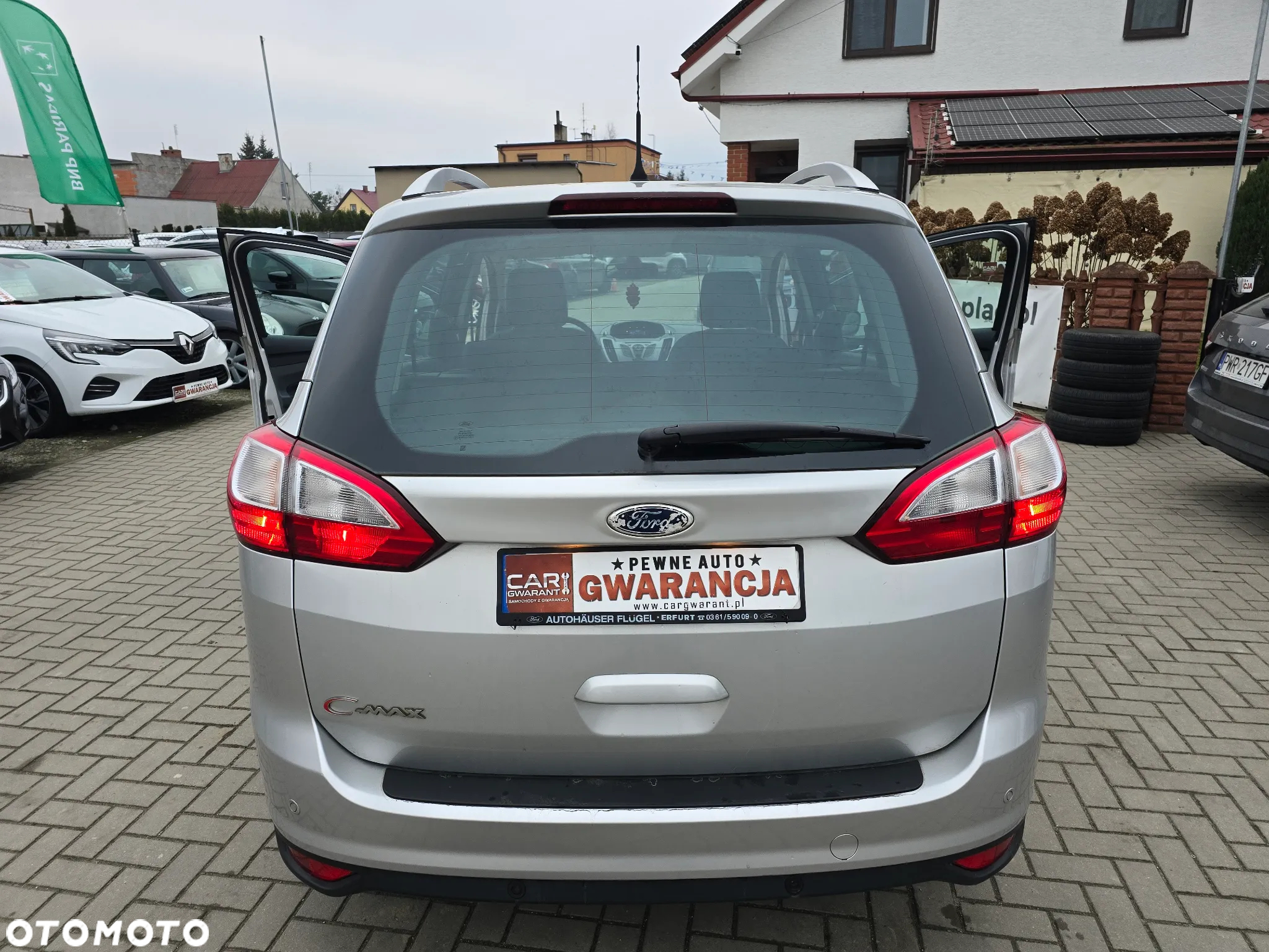 Ford Grand C-MAX - 22