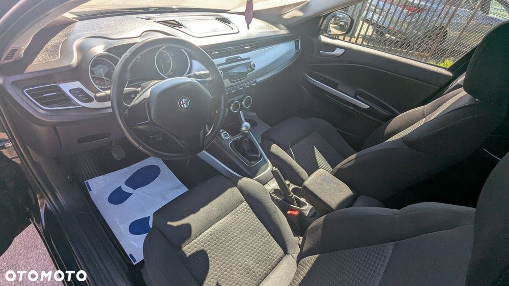Alfa Romeo Giulietta - 12