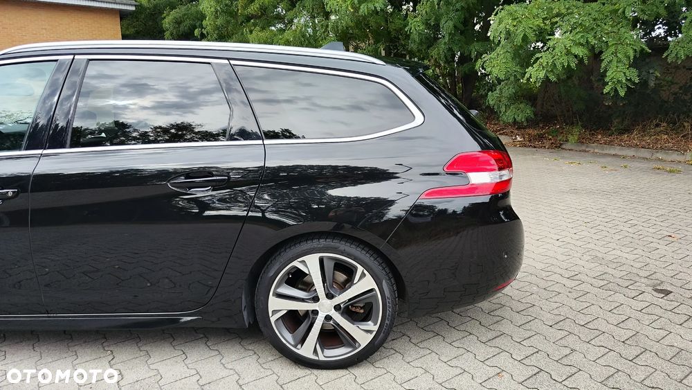 Peugeot 308 2016