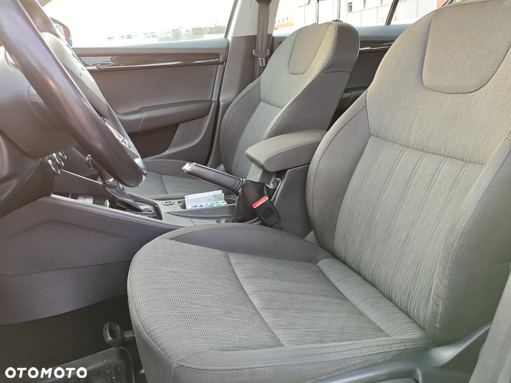 Skoda Octavia 2.0 TDI 4x4 Style DSG - 12