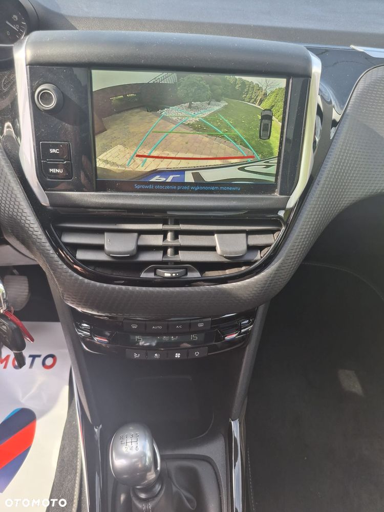 Peugeot 2008 PureTech 130 Allure Pack - 23