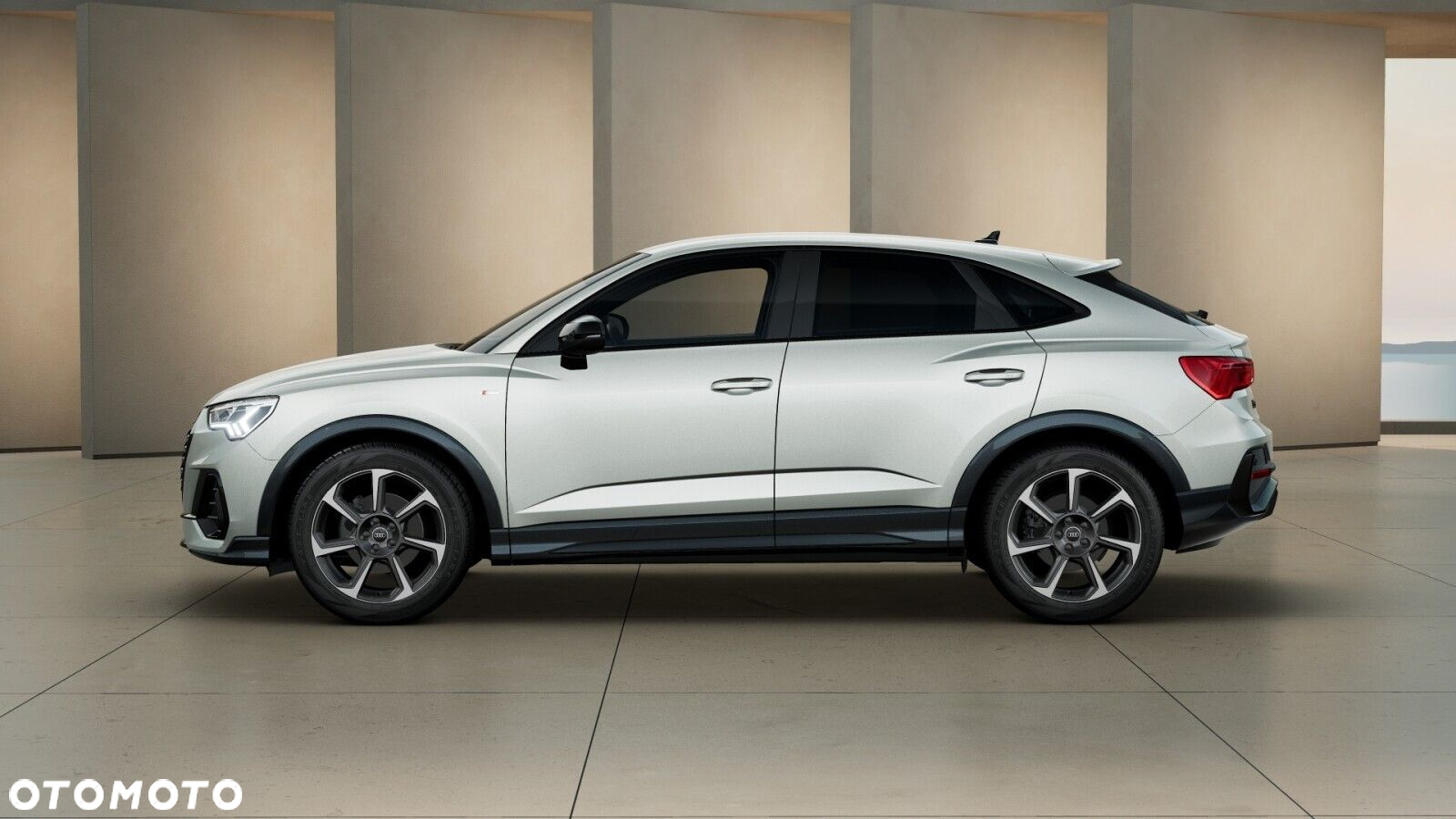 Audi Q3 Sportback - 4