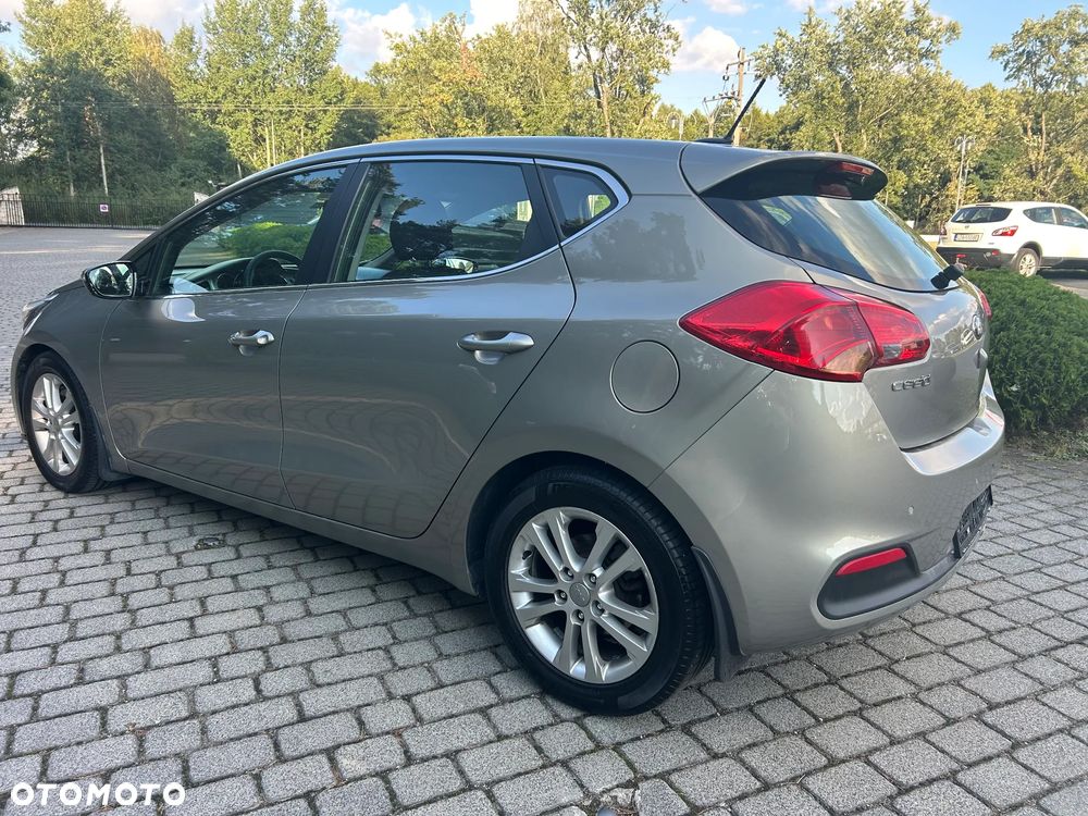Kia Ceed 1.6 CRDi L - 9