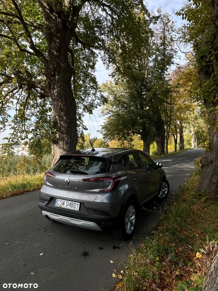 Renault Captur - 22
