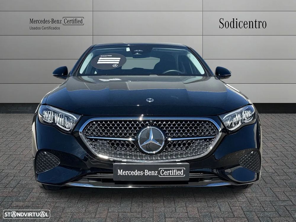 Mercedes-Benz E 300 Standard - 6