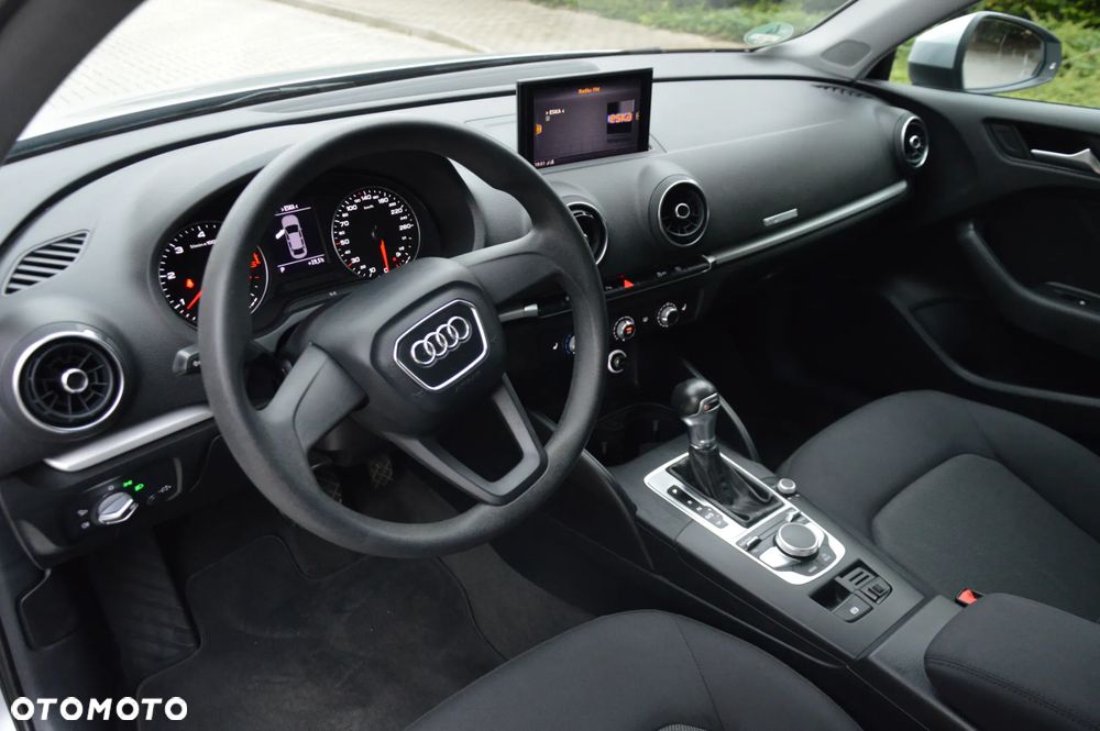 Audi A3 Limousine 2.0 TDI S tronic sport - 10