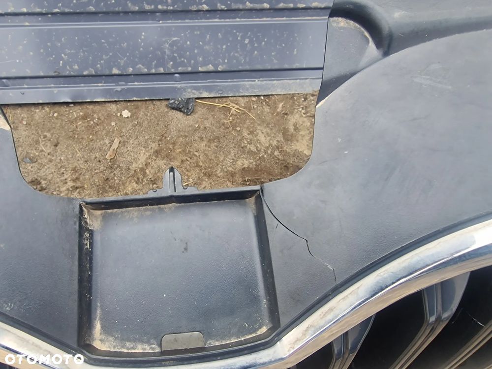 25/ zderzak przedni skoda octavia III - 3