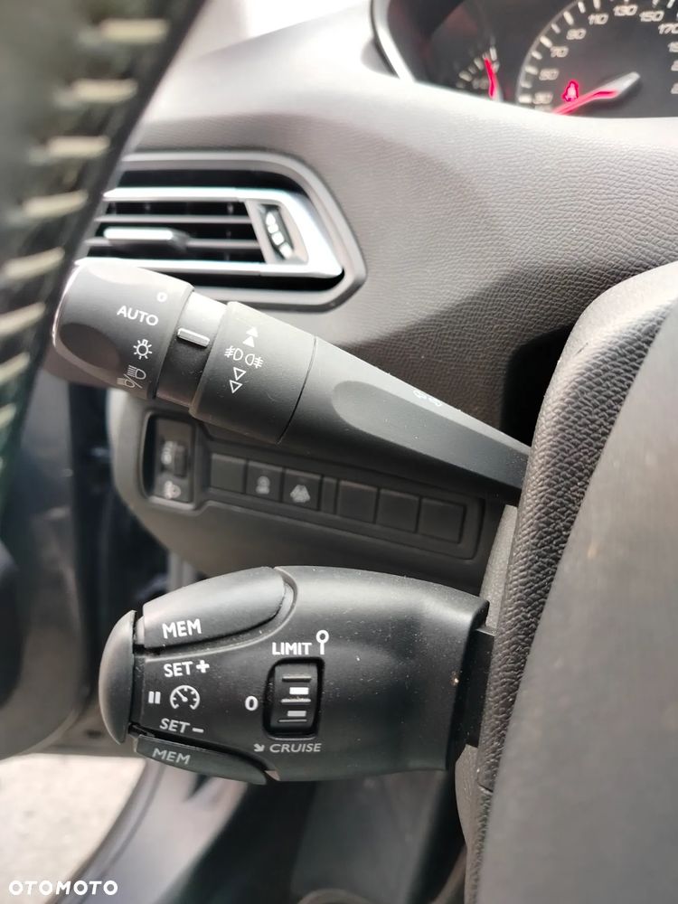 Peugeot 308 PureTech 130 Stop & Start Allure - 20