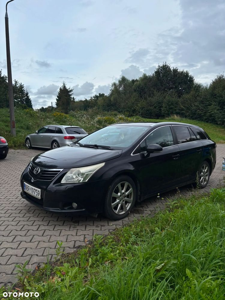 Toyota Avensis 2.0 D-4D 2010 - 16