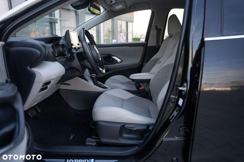 Toyota Yaris Hybrid 1.5 Selection Elegant - 33