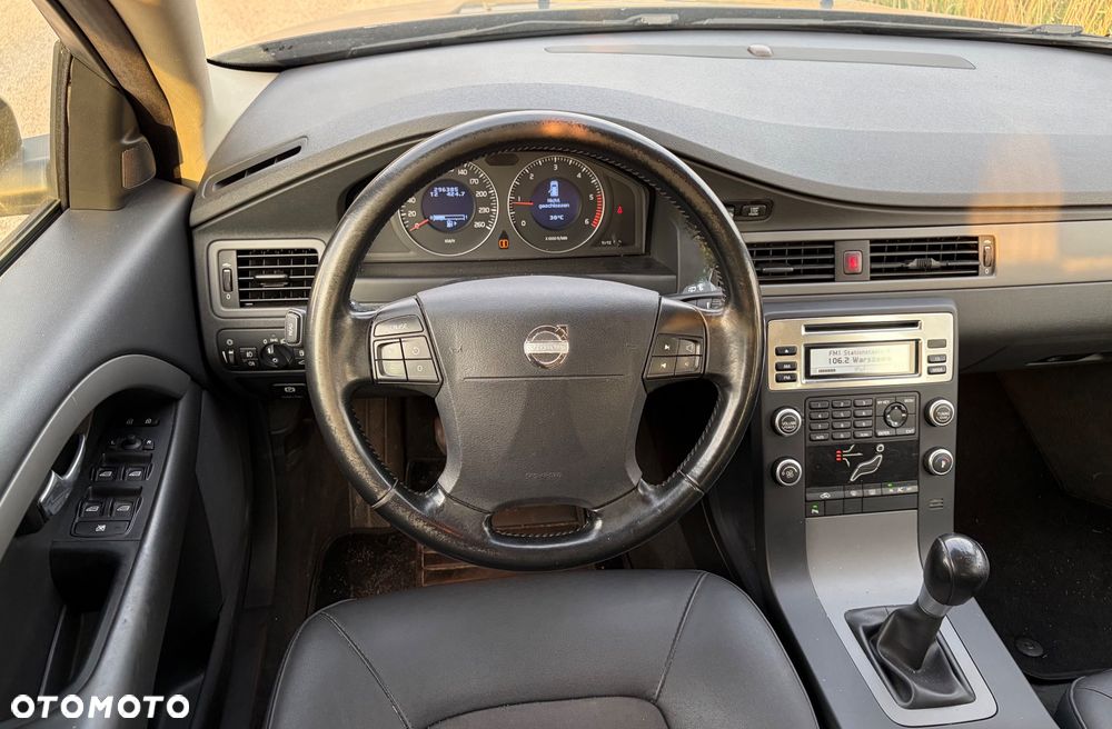 Volvo V70 2.0D Momentum - 12