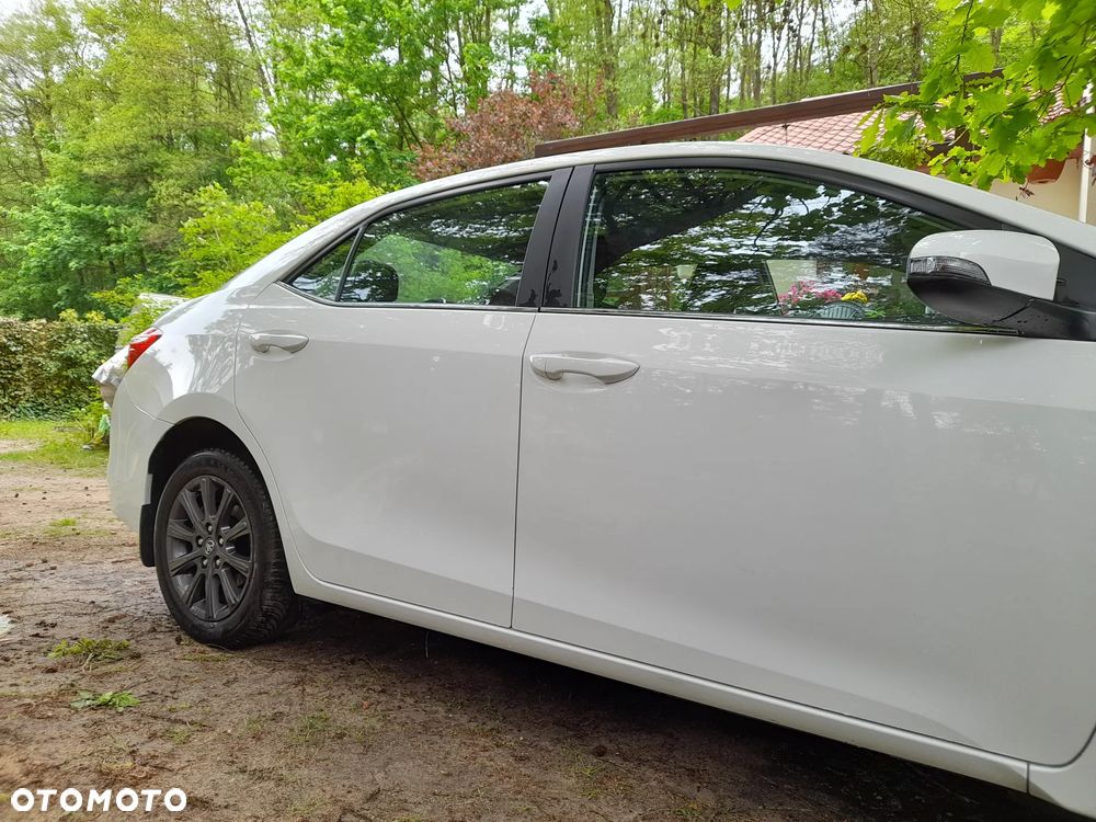 Toyota Corolla 1.6 Premium EU6 - 3