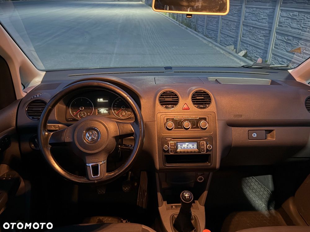 Volkswagen Caddy - 8