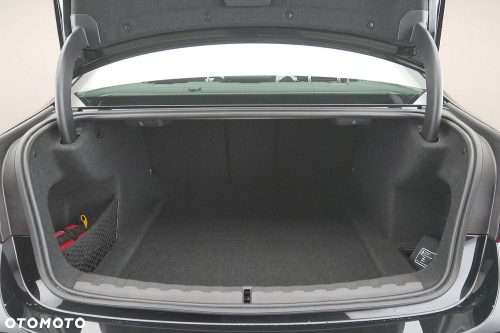 BMW Seria 3 - 16