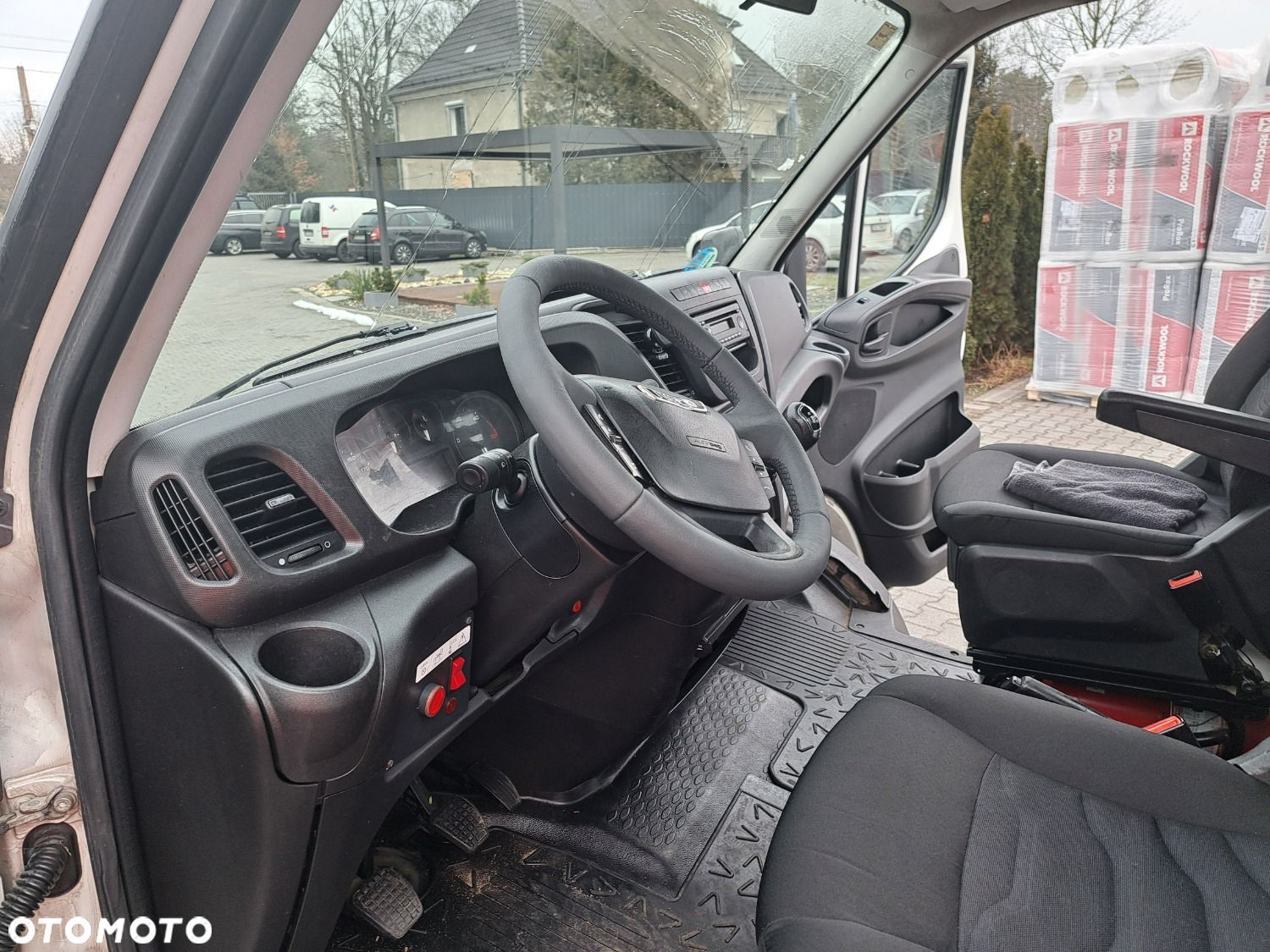 Iveco Daily 35S14N + Movex Tl 13M - 25