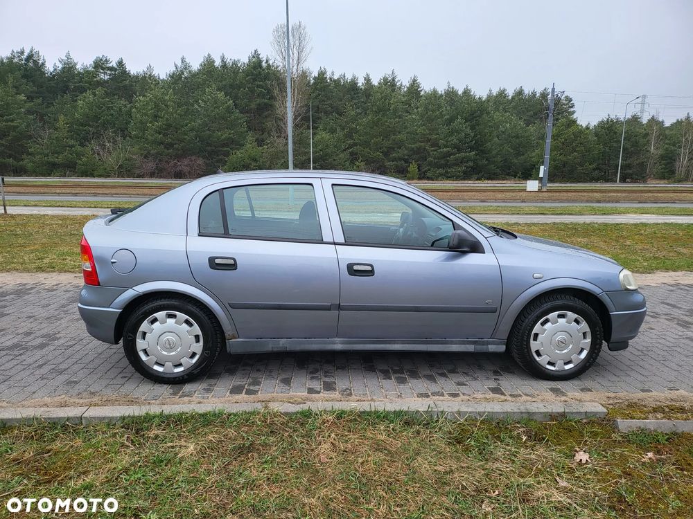 Opel Astra 1.4 - 15