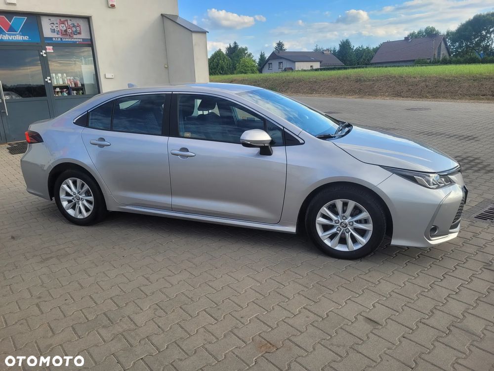 Toyota Corolla 1.8 Hybrid Comfort - 4