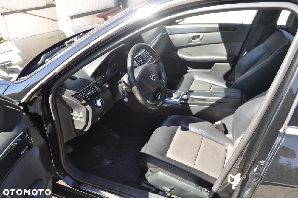 Mercedes-Benz Klasa E 250 CDI 4-Matic BlueEff Avantgarde - 15