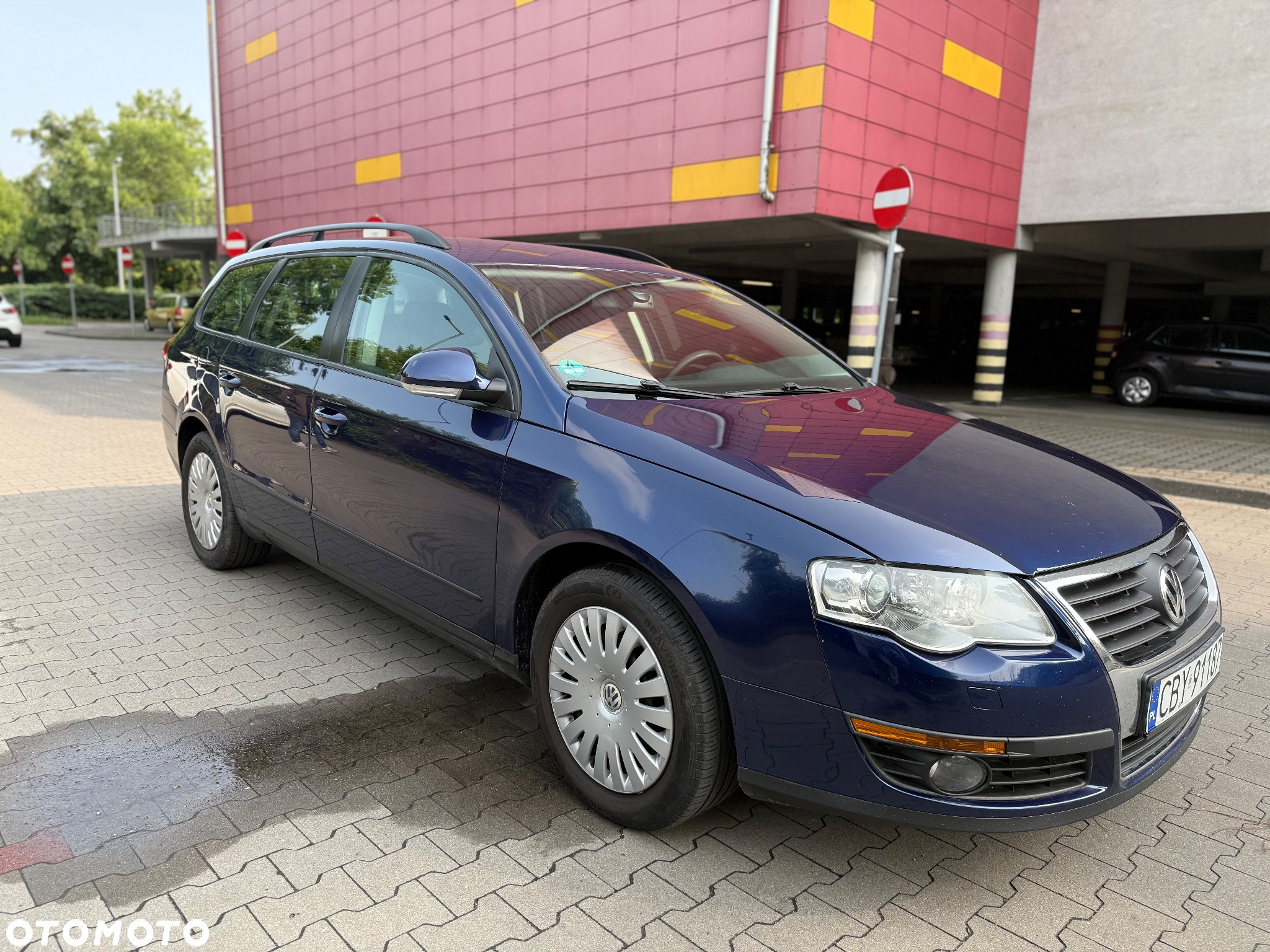 Volkswagen Passat 2.0 TDI Comfortline - 8