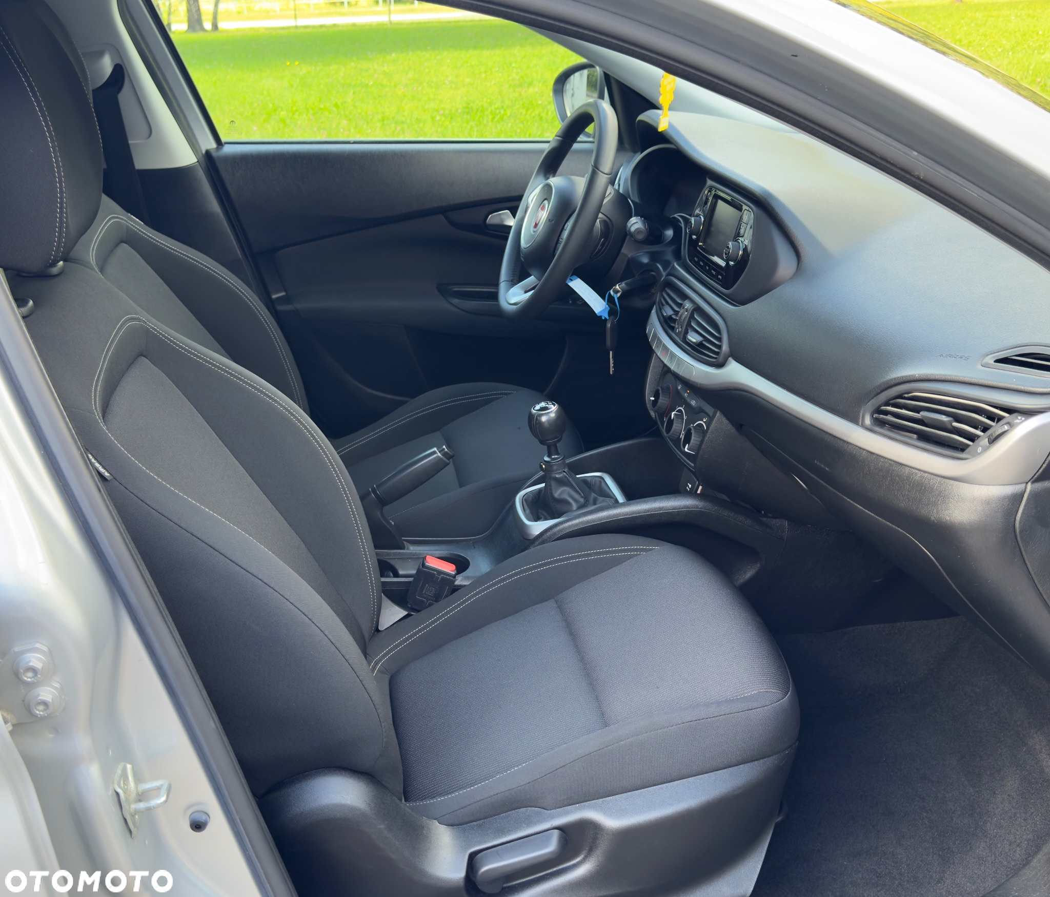 Fiat Tipo 1.4 T-Jet 16v Lounge EU6d - 22