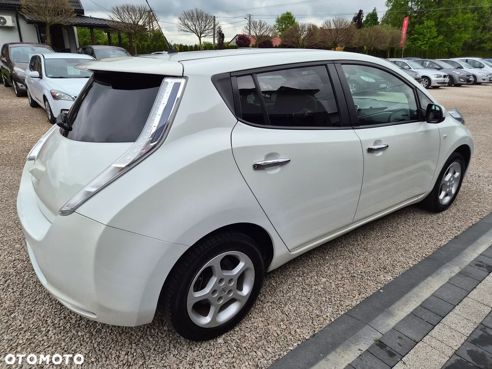 Nissan Leaf - 10
