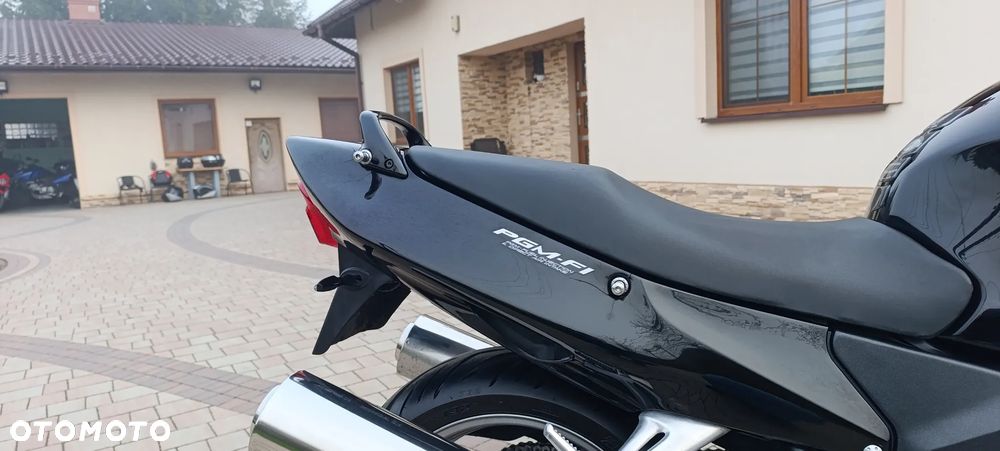 Kawasaki Ninja 1000 SX - 24