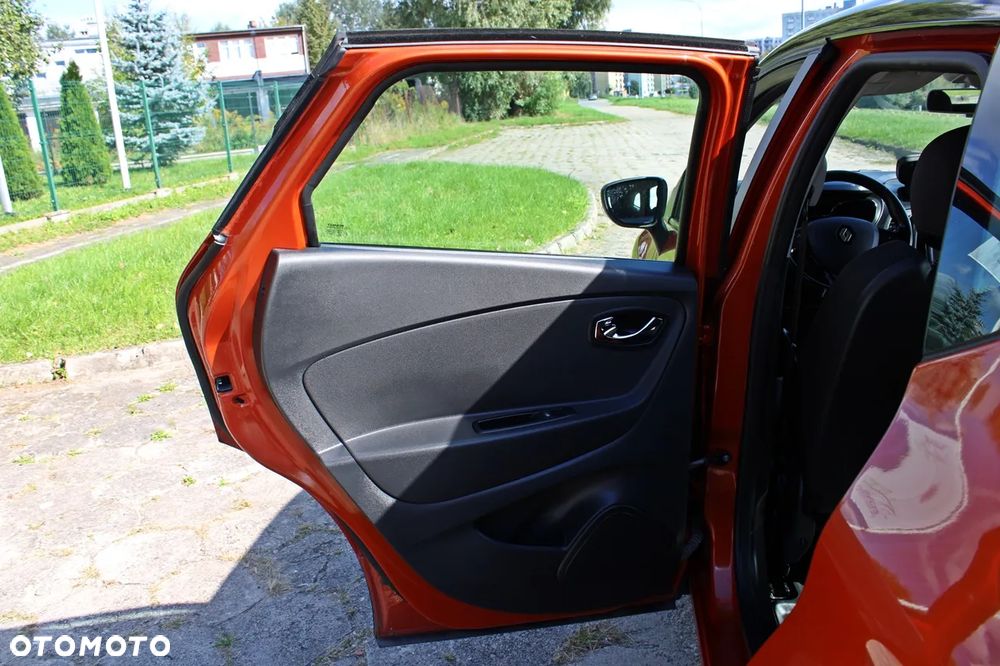 Renault Captur 1.2 TCe Intens EDC - 32