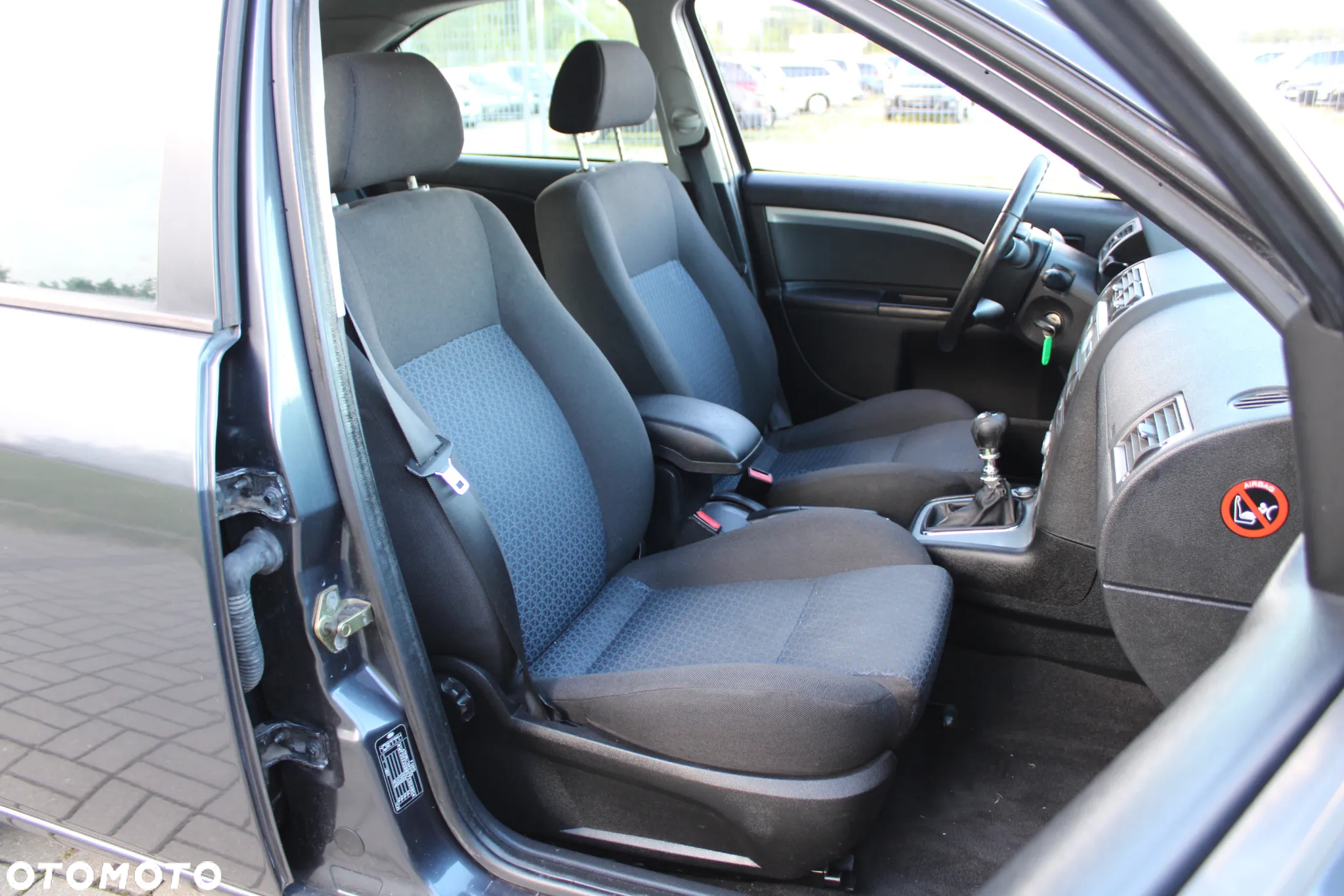 Ford Mondeo - 28