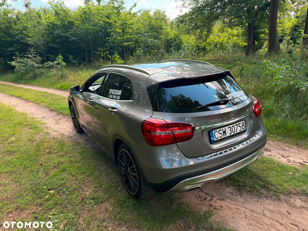 Mercedes-Benz GLA 220 d 4-Matic AMG Line - 35